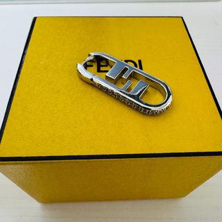 FENDI（ピアス(片耳用)）のフリマアイテム一覧