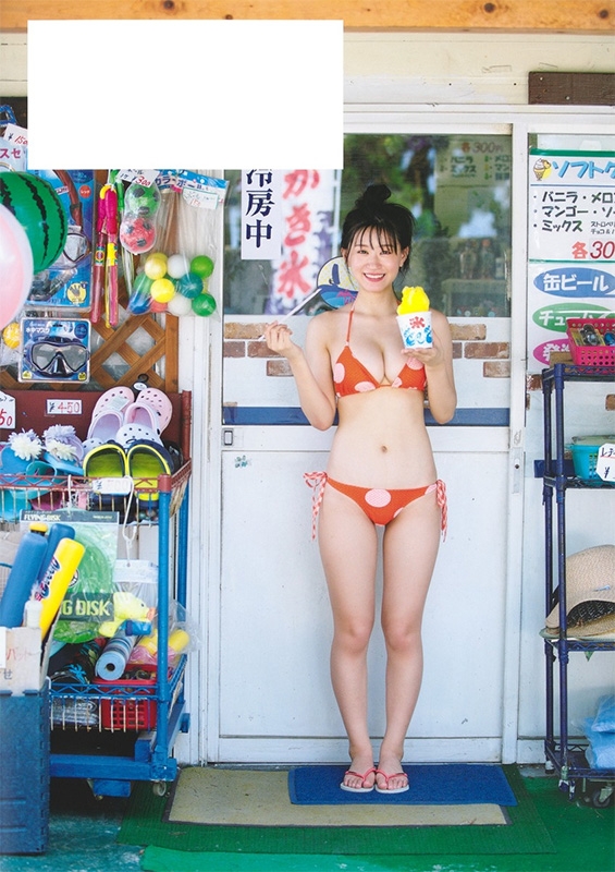 Nmb48 上西怜ファースト写真集 「水の温度」 : Rei Jonishi