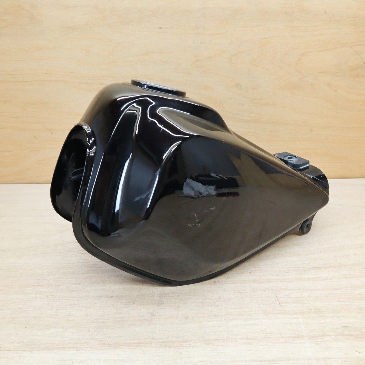 ウェビックガレージセール | ヤマハ TW225 純正 ガソリンタンク 燃料