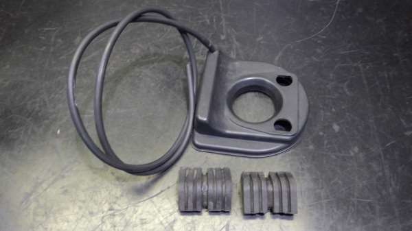 Yamaha genuine used parts : Yamaha FZR250 2KR Tank Rubber Bush