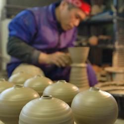 大谷焼 一輪挿し 小さな花瓶（長 鉄砂 流し）森陶器/和陶器 日本製