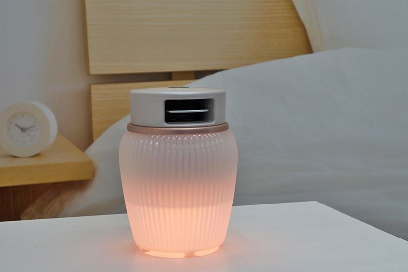 電球ソケットに付けるシャープのイオン発生機が“大きく”なって新登場