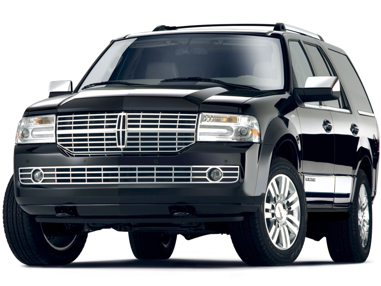 リンカーン ナビゲーターの価格・新型情報・グレード諸元 価格.com