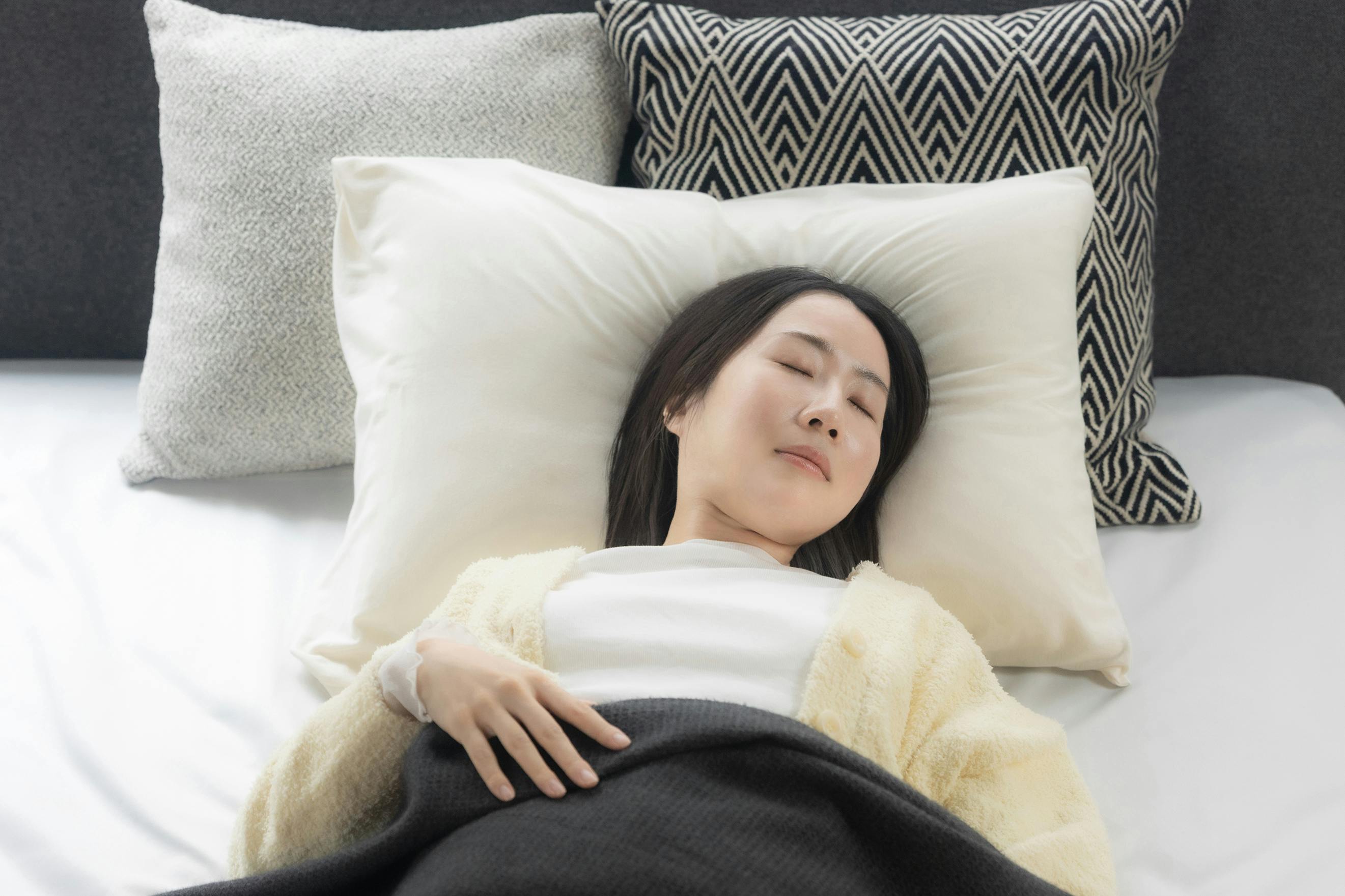 日本の美 ピローケース 美夜想 50×80 保湿効果 消臭効果 抗菌効果