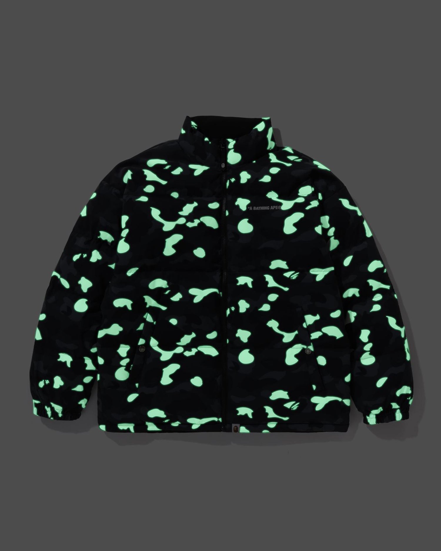 A BATHING APE® City Camo Reversible Down Jacket | Bape official