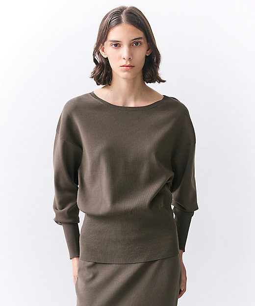 LAURA ／ ドライタッチ ストレッチニットプルオーバー