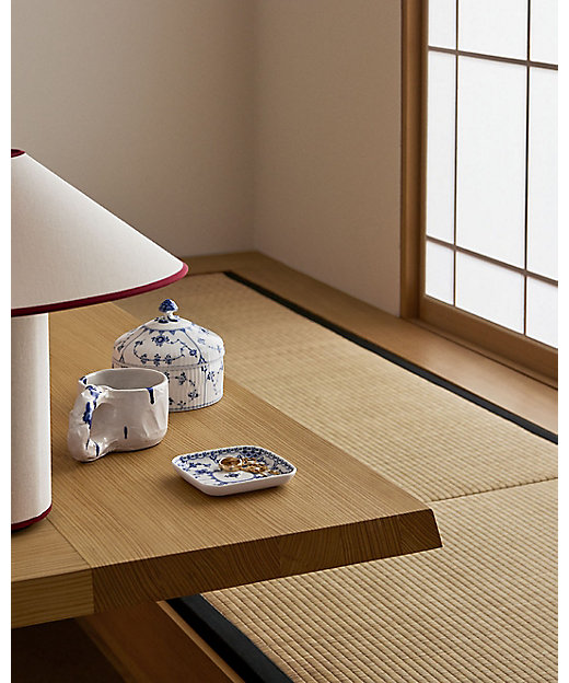 ブルーフルーテッド ハーフレース スモールスクエアディッシュ | ROYAL