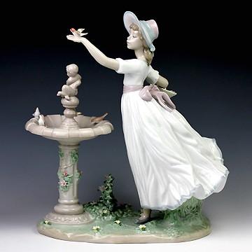 リヤドロ（Lladro リアドロ 陶器人形 置物） 少女 春を告げる小鳥達