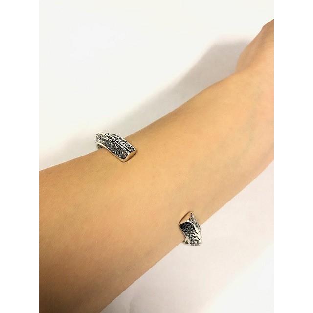 ツイスト バングル Graffiti Triangle Bangle/Bill Wall Leather