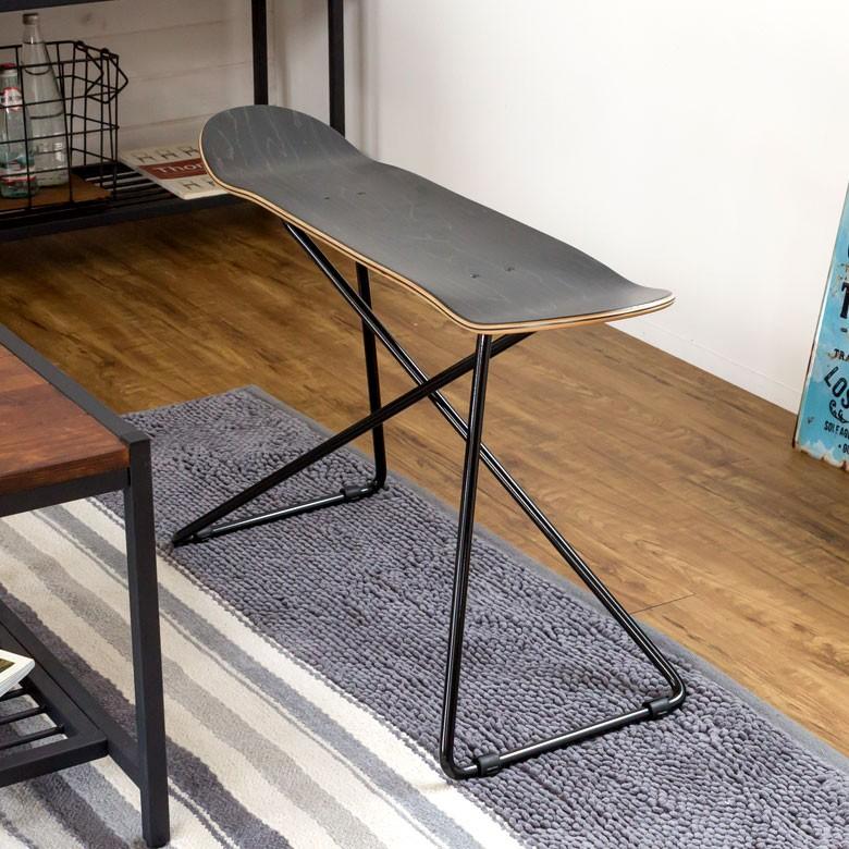 本物のスケートボードから作られた スツール スケボー チェア イス