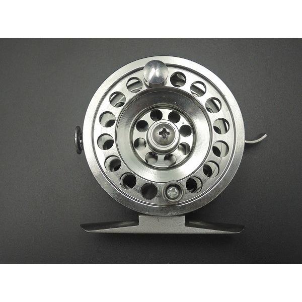 フライリール チヌ リール ガイド付き 小型 軽量 アルミ 錆びない