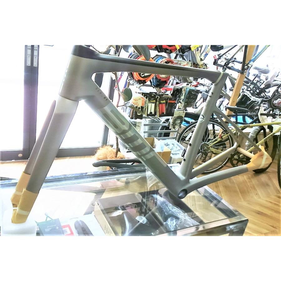 BMC 新品 BMC Teammachine SLR01 MOD V6 フレームセット ICS2 アーク