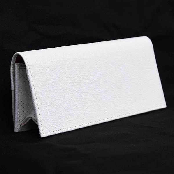 Ferrari（フェラーリ） フェラーリ純正 レザーメガネケース(ホワイト