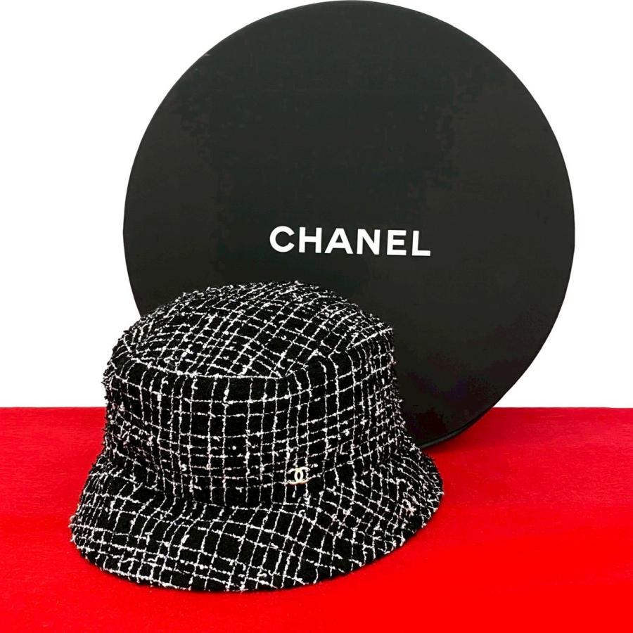 CHANEL（シャネル） 極 美品 希少品 箱付き ココマーク モチーフ