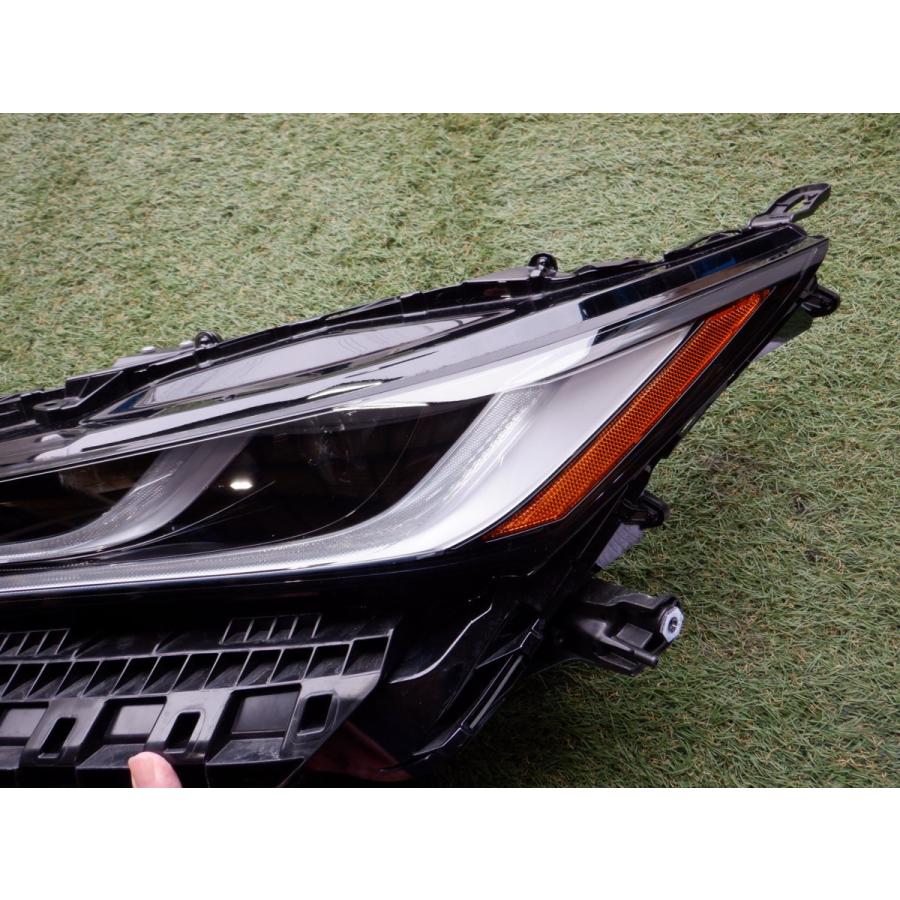 TRDエンジニア】トヨタ 80系ハリアー 右ヘッドライト 中古 TRD