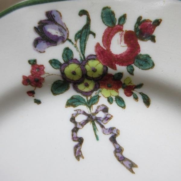 イギリス アンティーク雑貨 Royal Doulton ロイヤルドルトン ケーキ