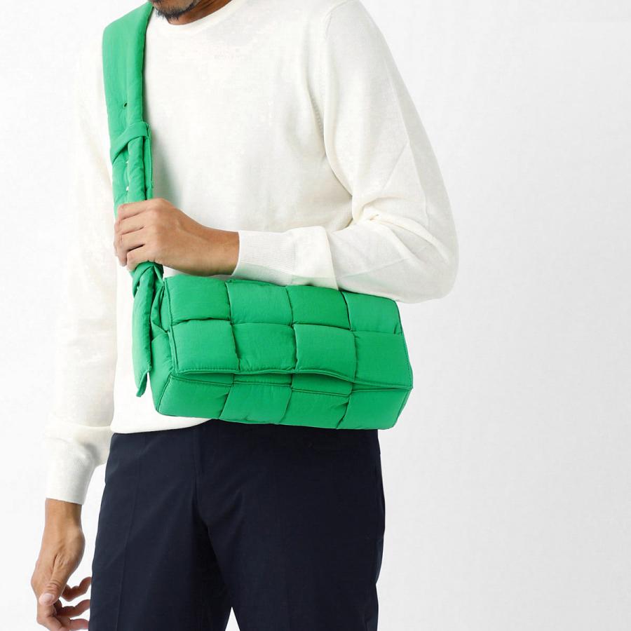 BOTTEGA VENETA（ボッテガ・ヴェネタ） ショルダーバッグ PADDED