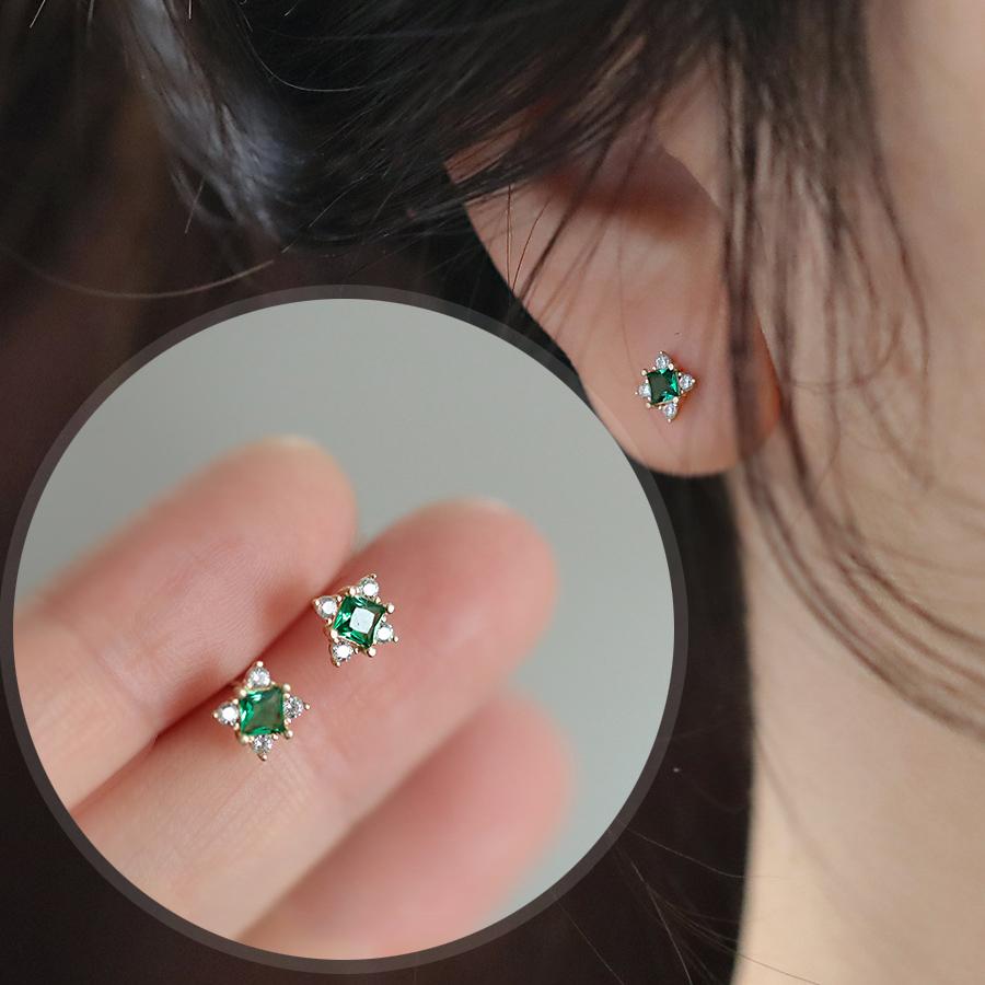 SWAROVSKI（スワロフスキー） ピアス レディース 18K ゴールド