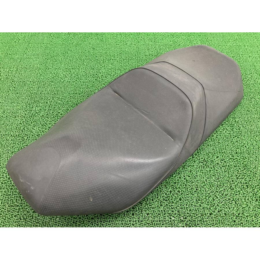 スズキ（SUZUKI） スカイウェイブ250SS シート 14G 純正 中古 バイク