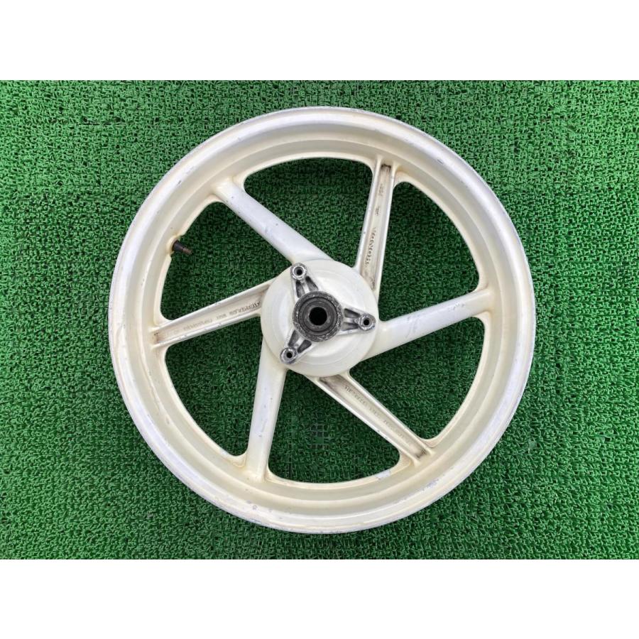 ホンダ（HONDA） NSR250R リアホイール 白 純正 中古 バイク 部品 MC18