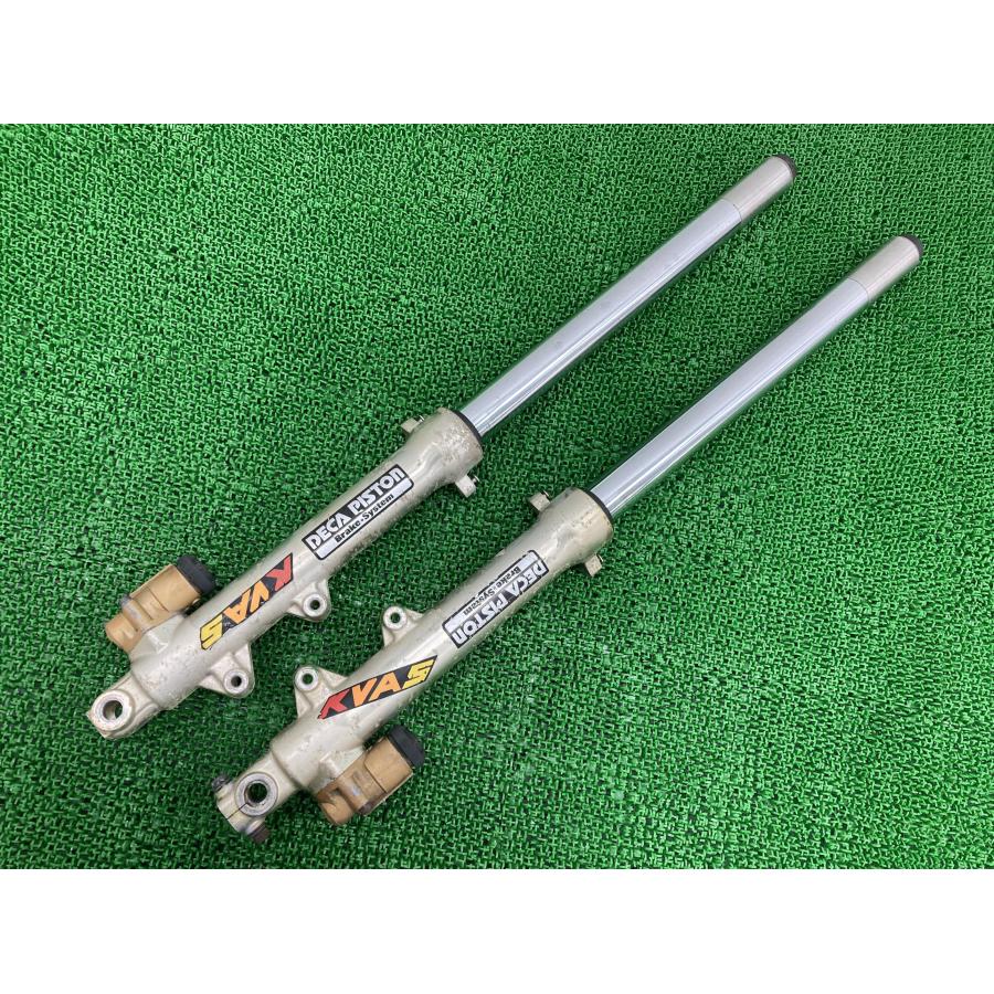 スズキ（SUZUKI） GSX-R750 フロントフォーク 左右 純正 中古 バイク