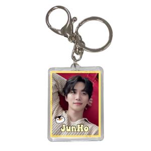 2PM ジュノ リール付き ストラップ キーホルダー キーリング 伸びる