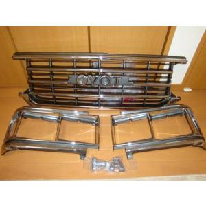 純正新品 ランドクルーザー 60 ランクル ドアハンドル ベゼル 左右