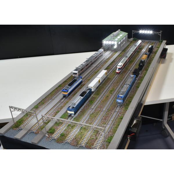 トミックス 鉄道模型 ジオラマ 展示台 Nゲージ用(6線路)複線機関庫＆4