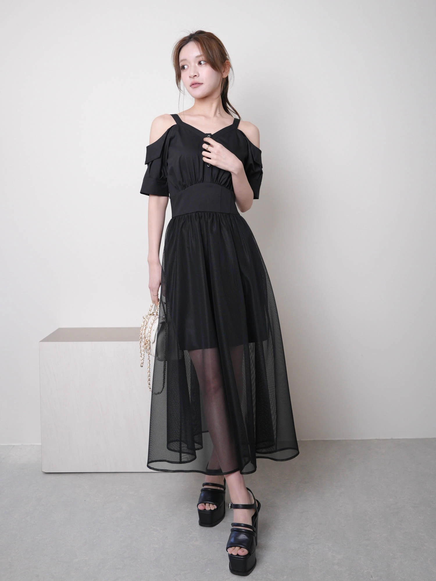 LIP SERVICE（リップサービス）｜ シアードッキングオフショルシャツ