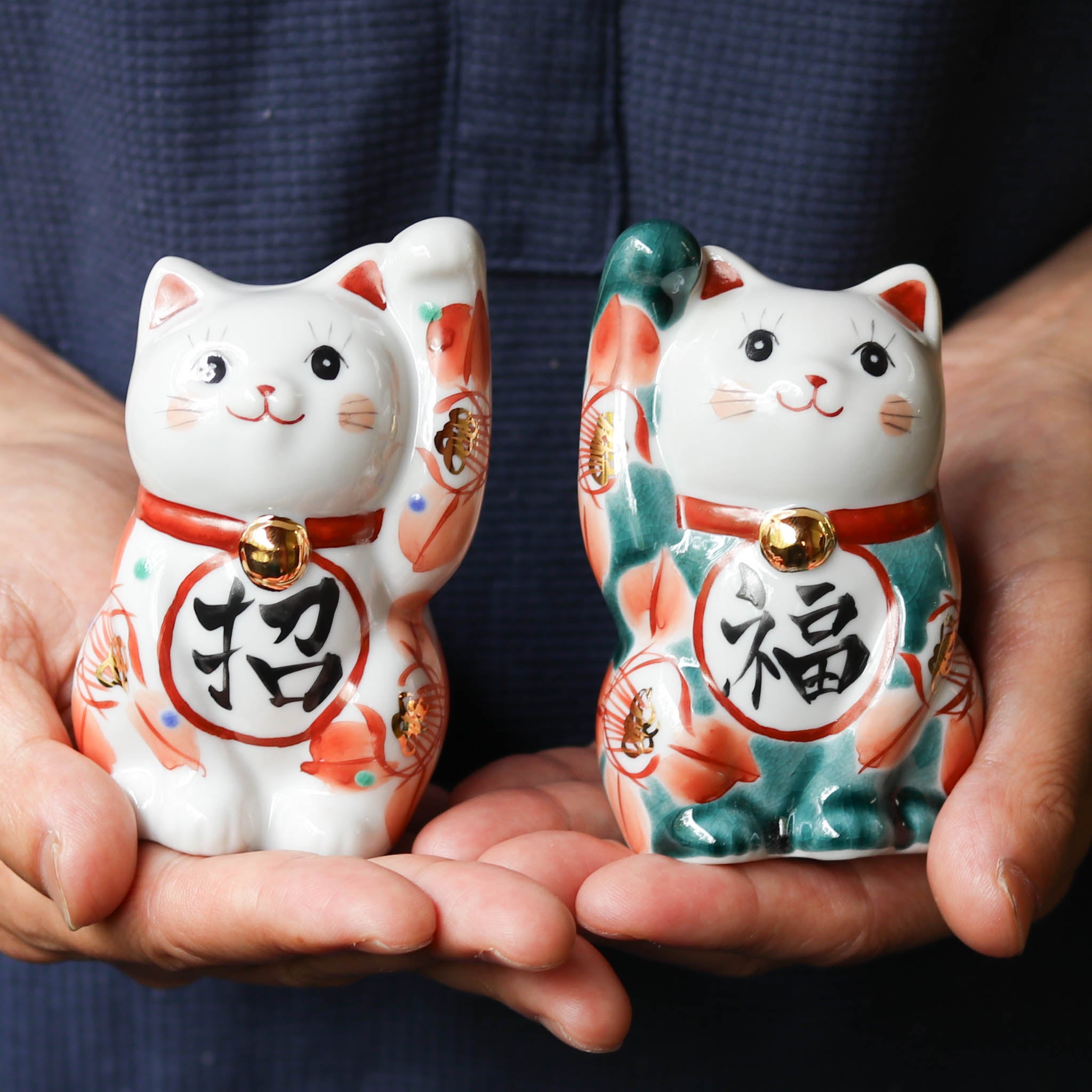 九谷焼 置物 | 招き猫 椿 ペアセット | 釉彩・赤絵 | 虚空蔵窯