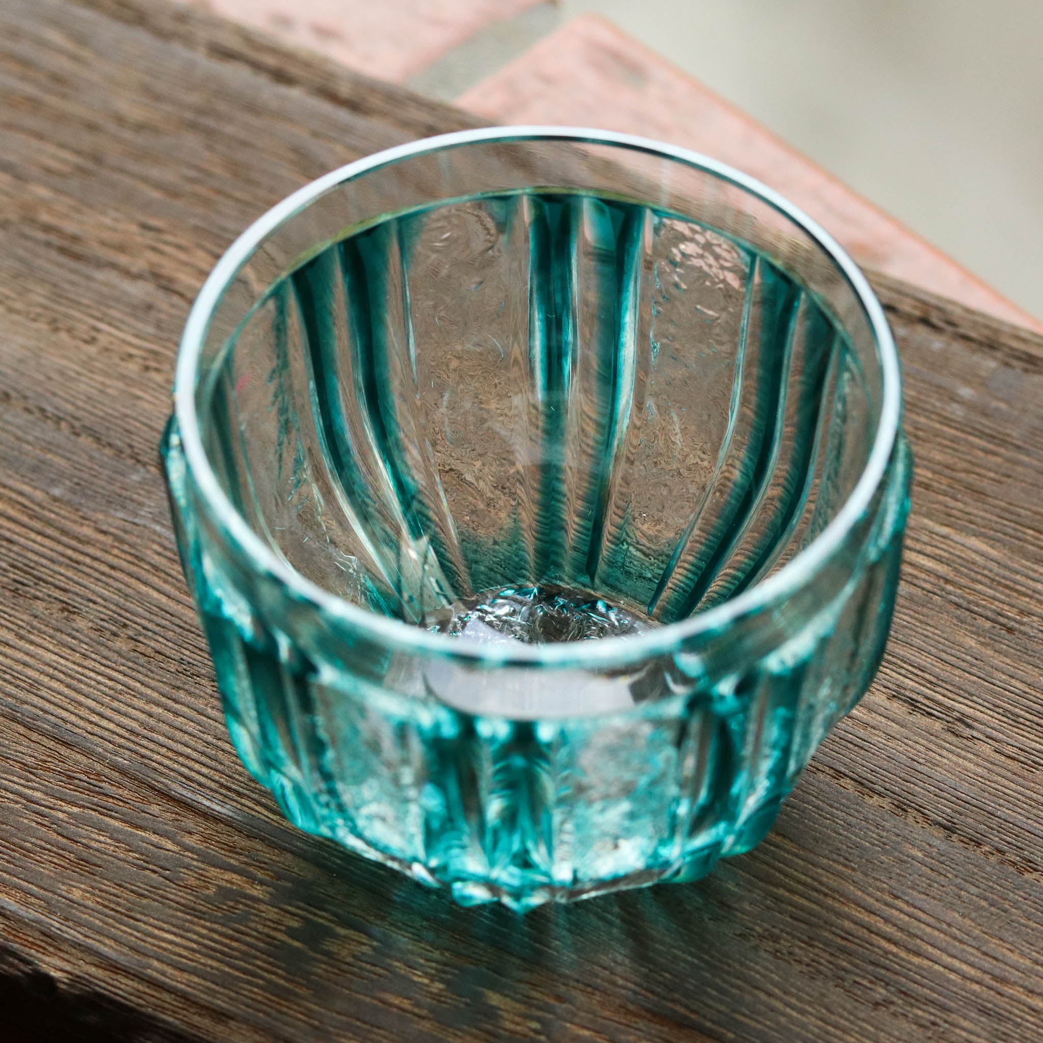 薩摩切子 にかわ猪口 | 緑 | 薩摩びーどろ工芸