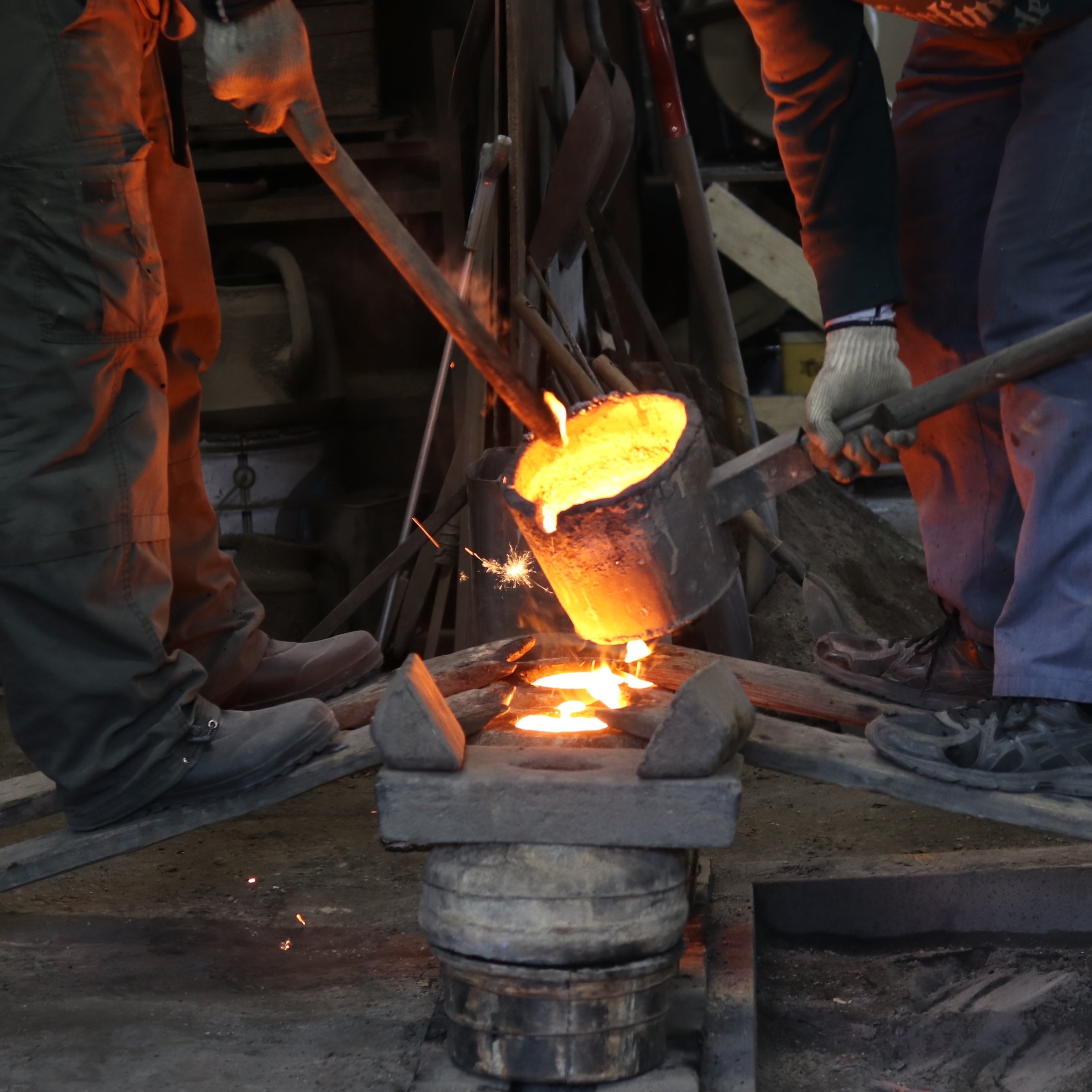 南部鉄器 鉄瓶 | 車軸型 亀甲 | 1.2L | 薫山工房