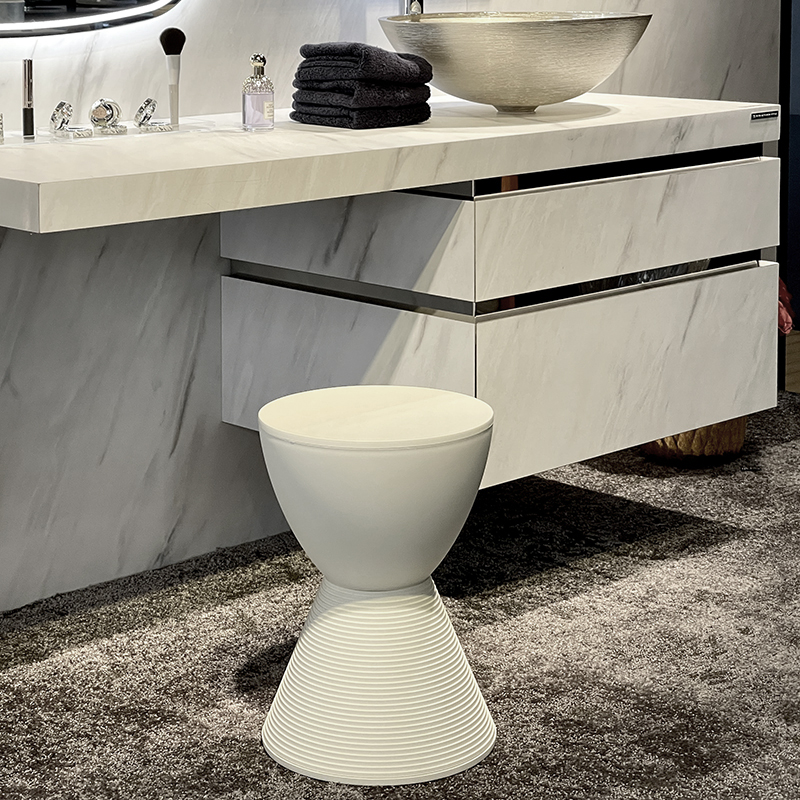 プリンスアハ｜Kartell｜カルテルオフィシャルサイト｜イタリア製 家具