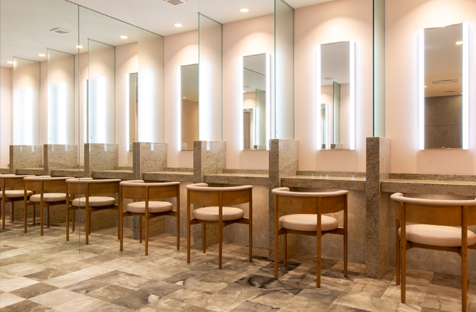 デラックストイレ | 刈谷ハイウェイオアシス