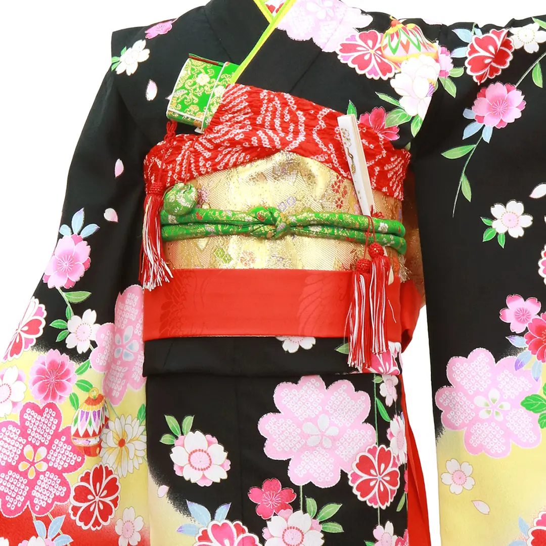 黒色に枝垂れ桜と鈴の着物／七五三・七歳女の子 | 宅配着物レンタルの