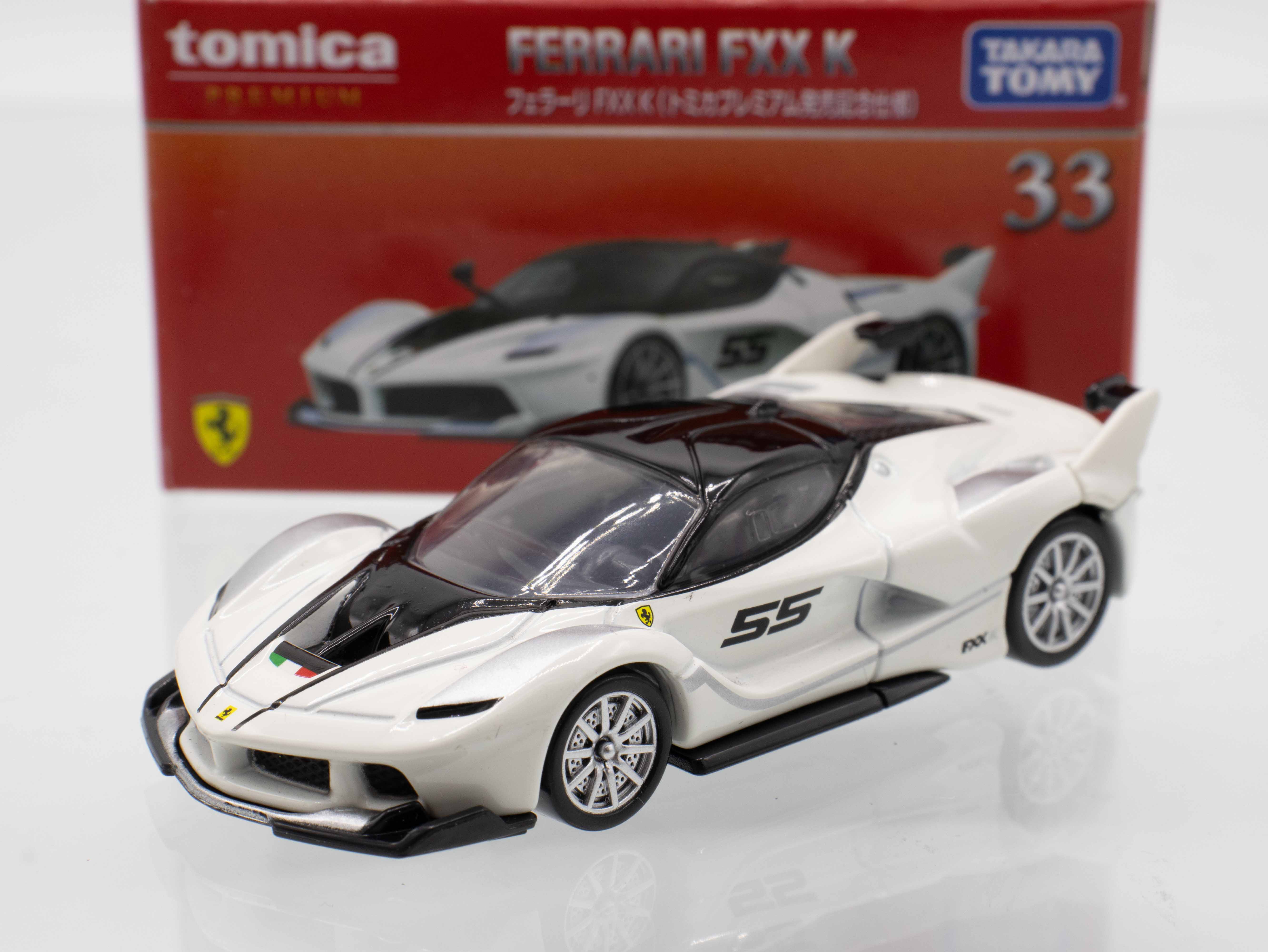 ミニカーショップ ケンボックス トミカプレミアム☆33☆フェラーリFXX