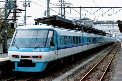 日根野381系 スーパーくろしお増結