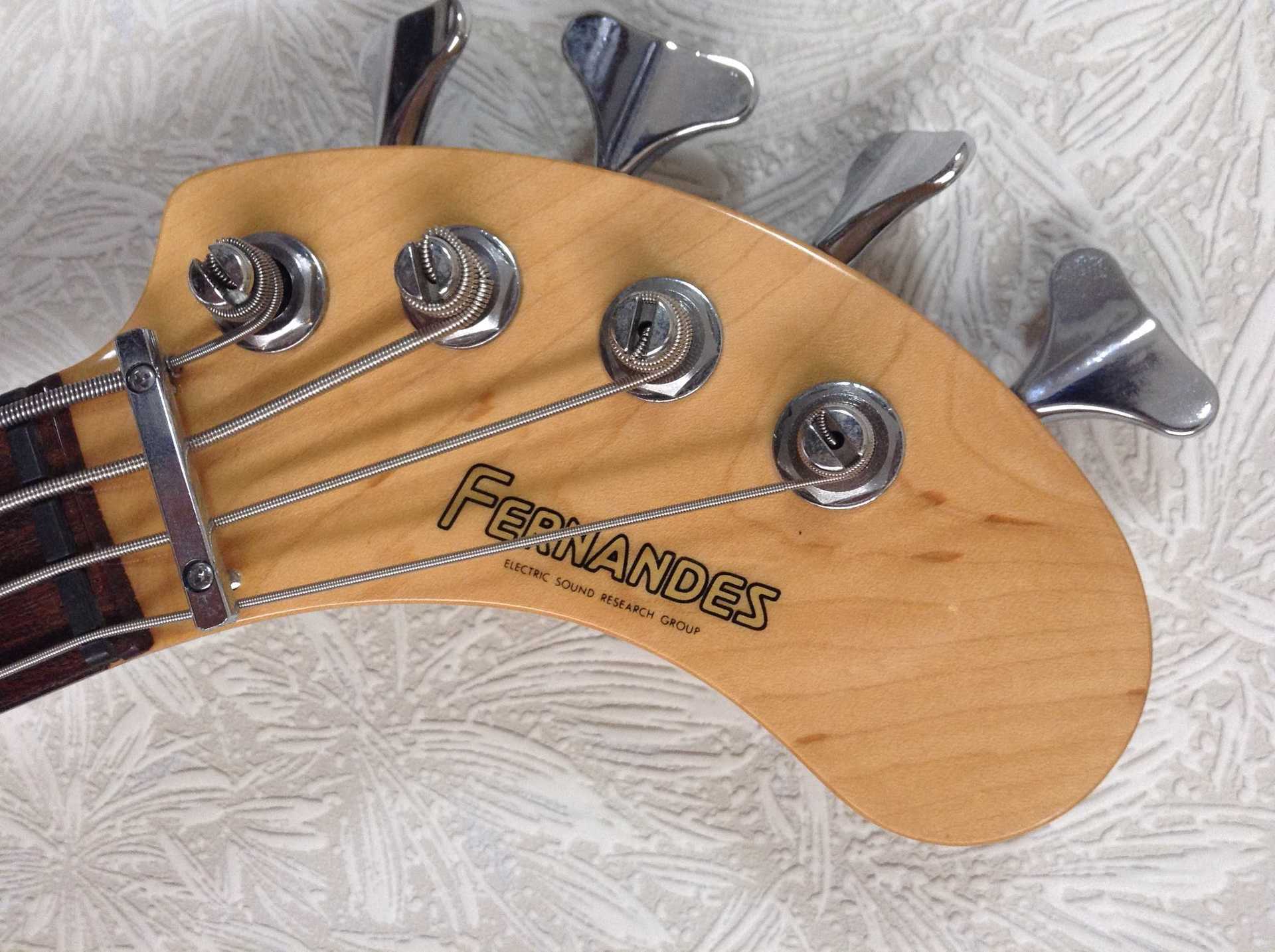 FERNANDES PIE-Zo 1993or94? BROWN SUN BURST: 昔に比べりゃ 金も入る