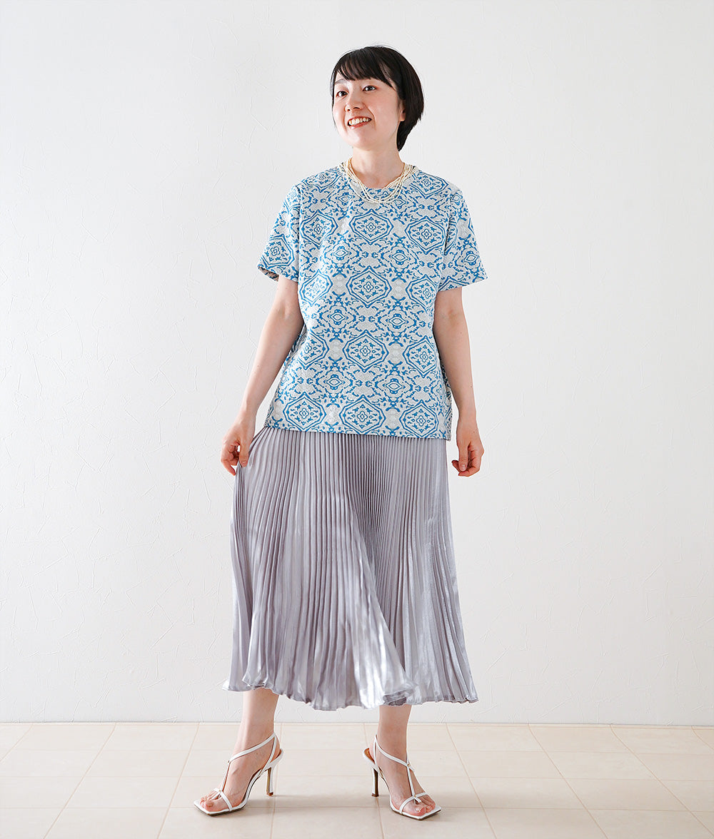 cawaii french」弾むプリーツの艶サテンスカート【ベージュ】【ライト