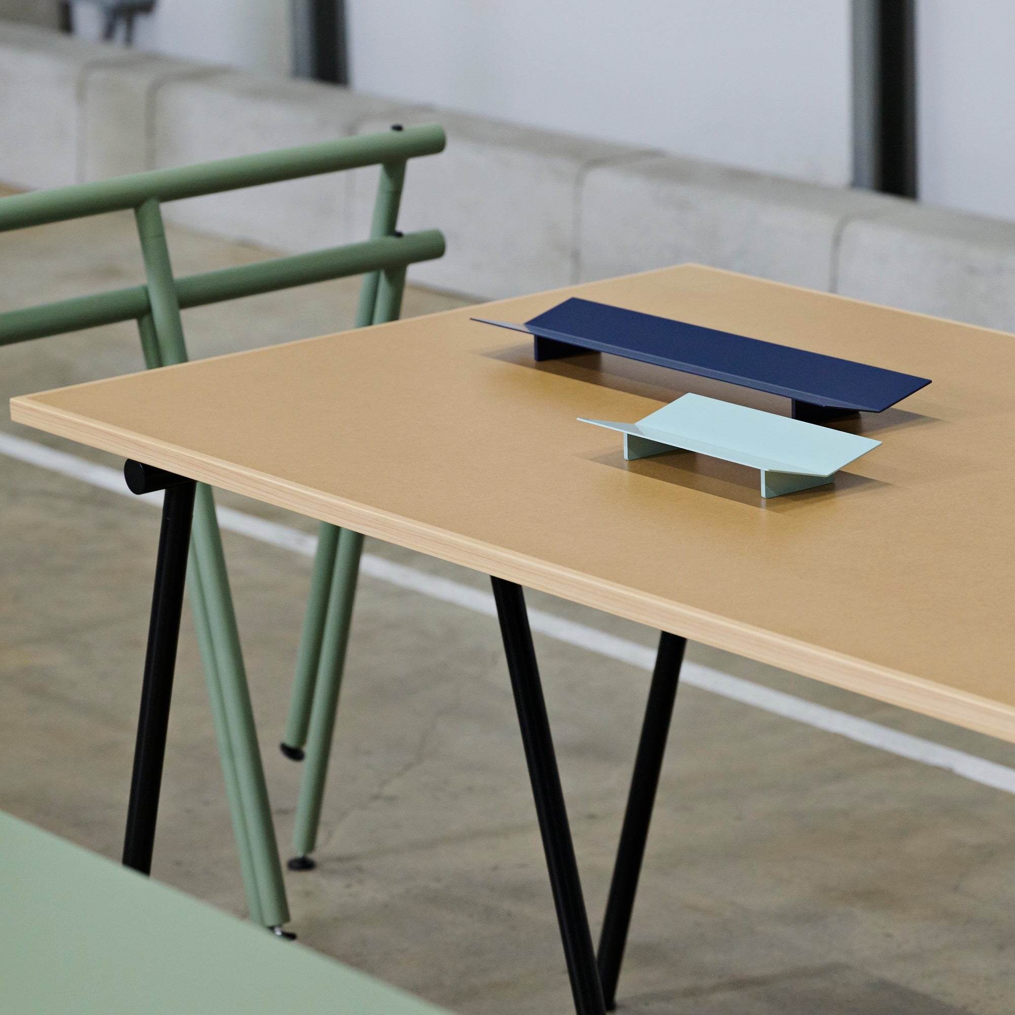 トレー-02-インダストリアルグリーン - KIT