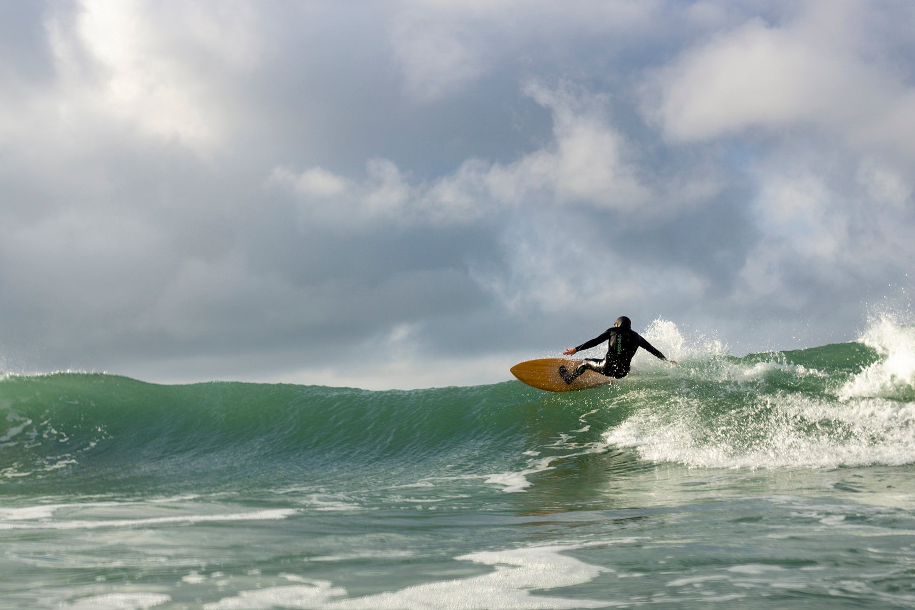 ツインフィン・ショートボード》高性能・新常識・おしゃれ｜木製