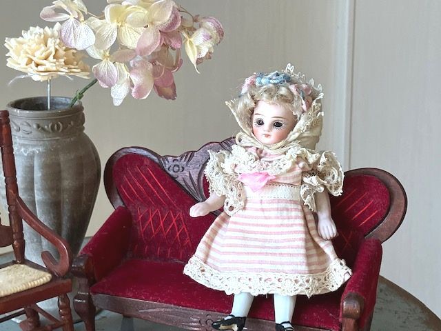 ジャーマンアンティーク フレンチミニョネットB 11cm アンティーク