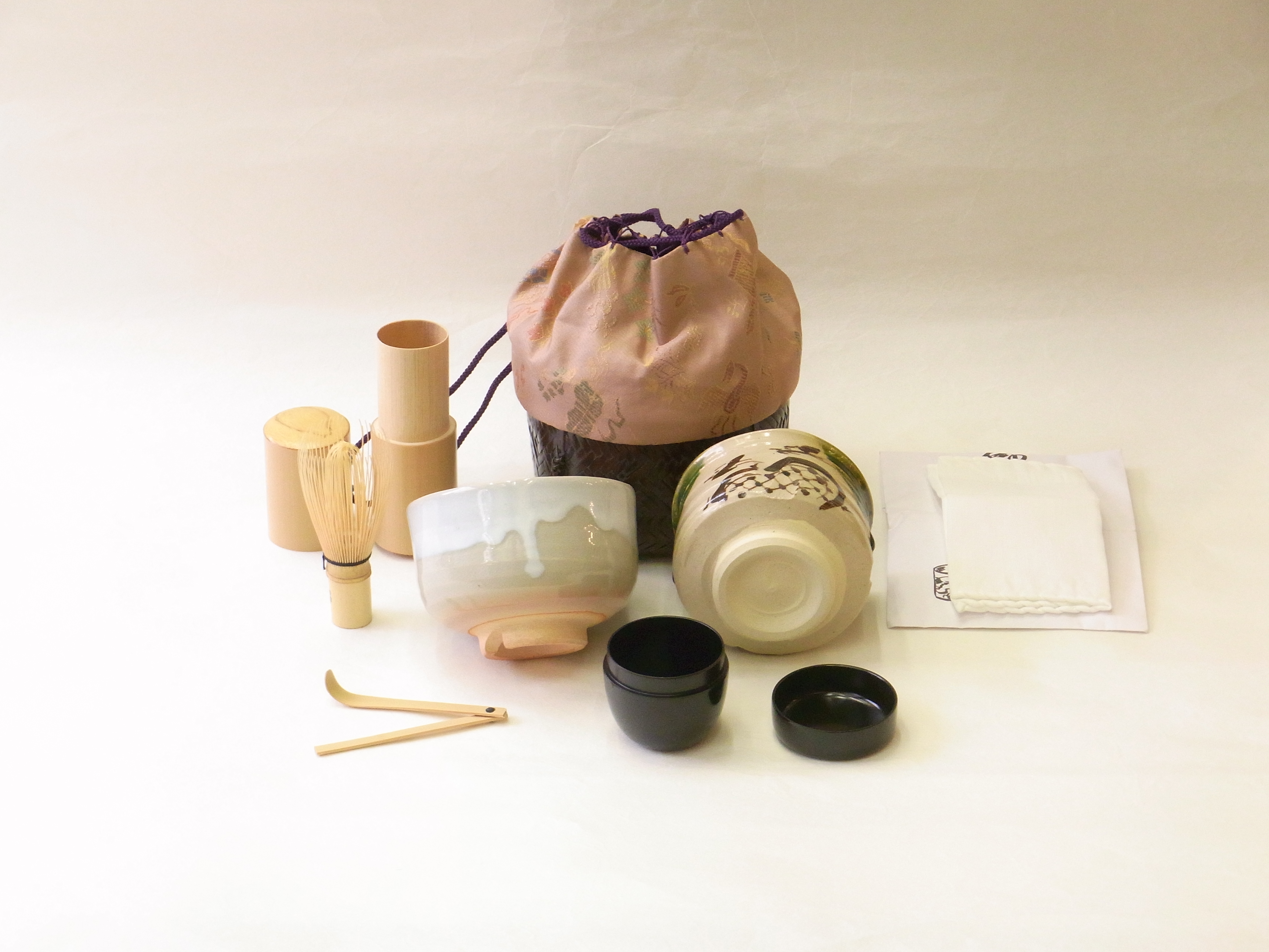 小林漆陶 映える器ギャラリー 岐阜市| 日本一の漆陶器 茶道具の品揃え