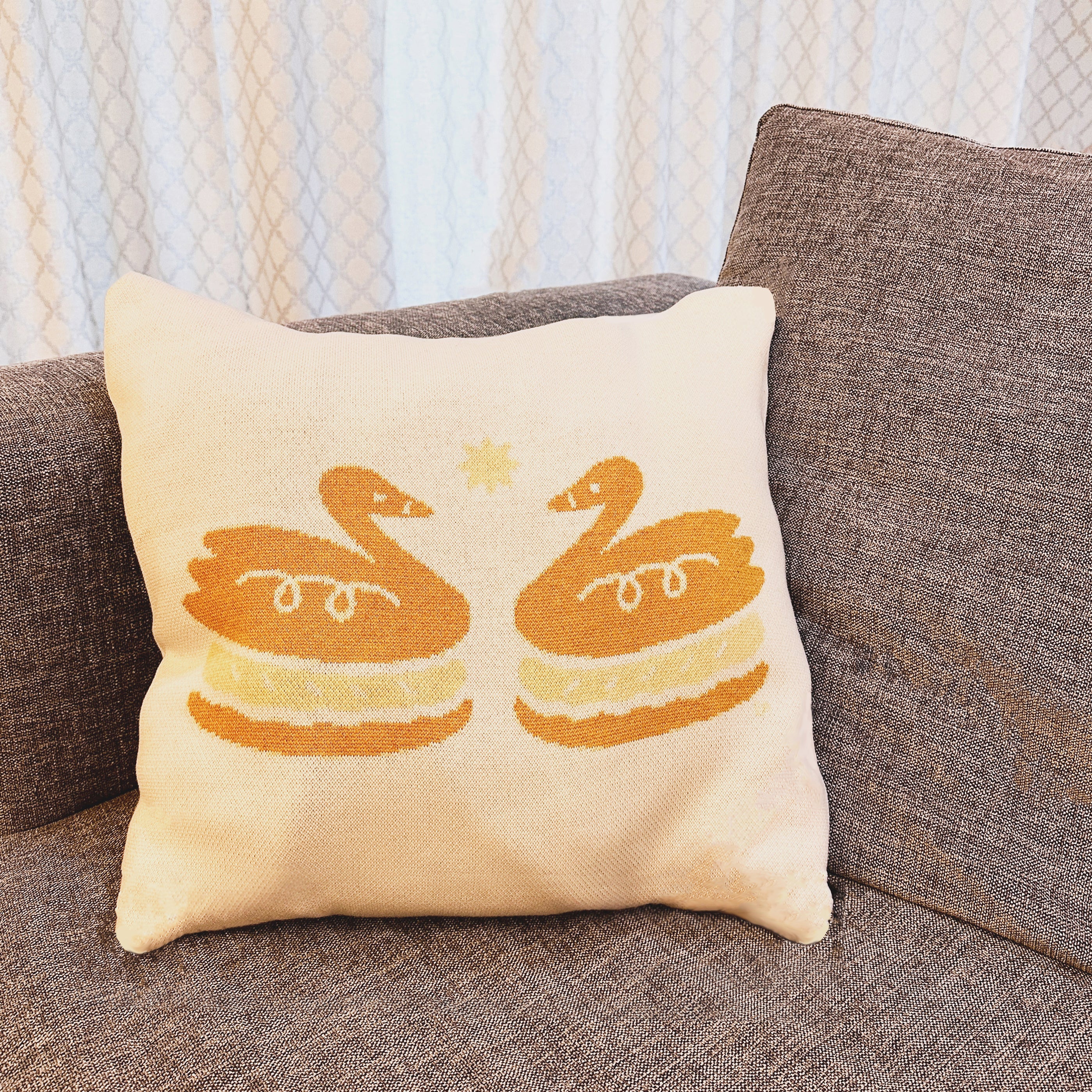 スワンシュー / ニットクッションカバー – knitbase - ニット専門