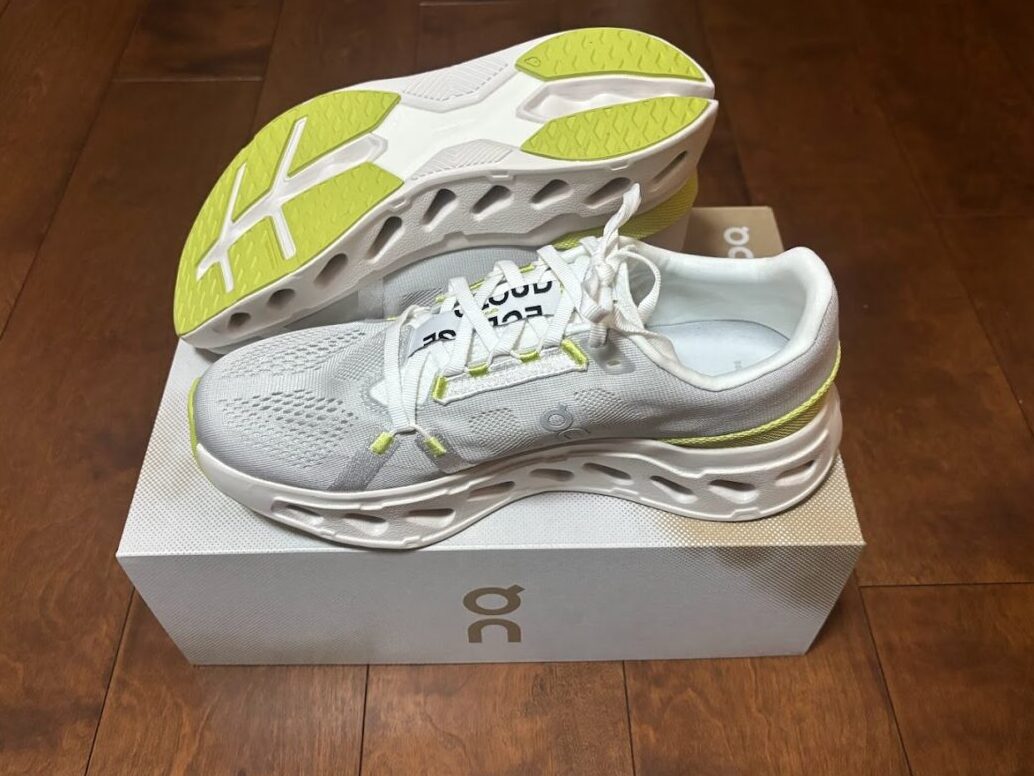 Onのクラウドエクリプスを徹底レビュー】新感覚の極厚ランニング