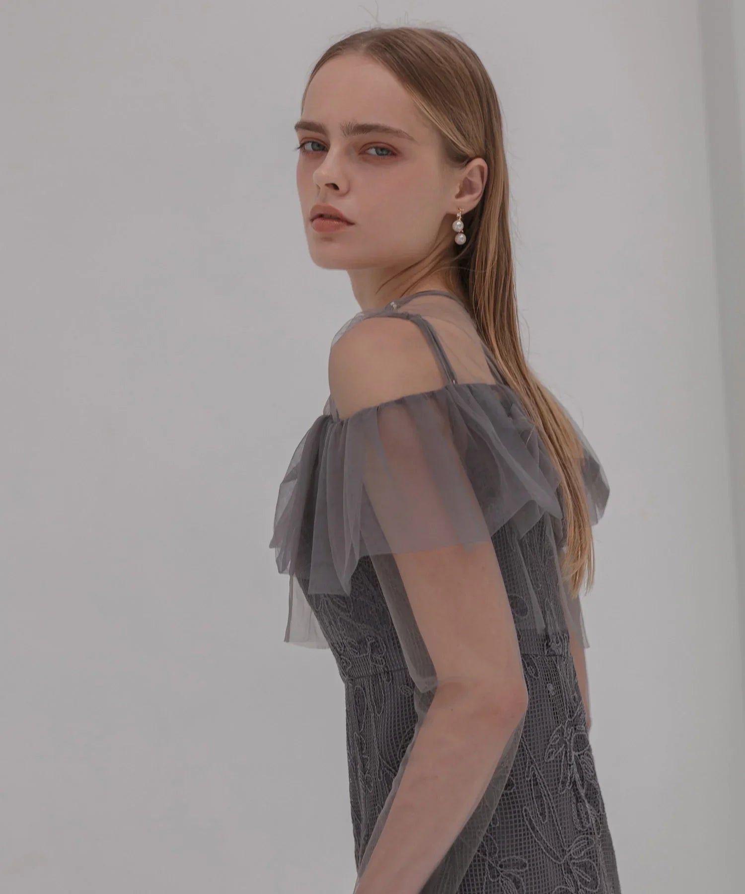 SOLD OUT】2WAYアシンメトリーフリルチュールフラワーIライン