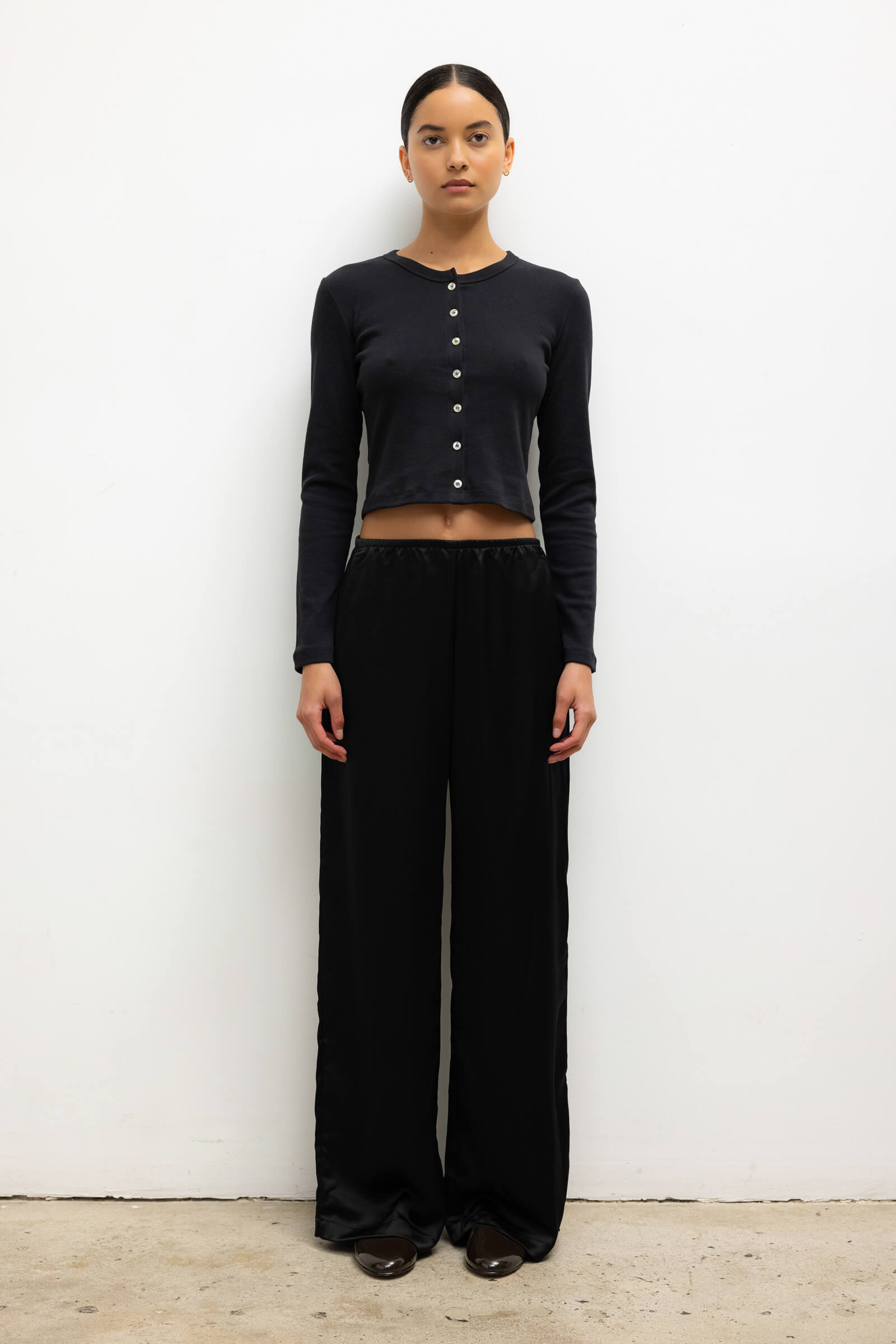 LESET Nando Cardigan in Black in Cotton