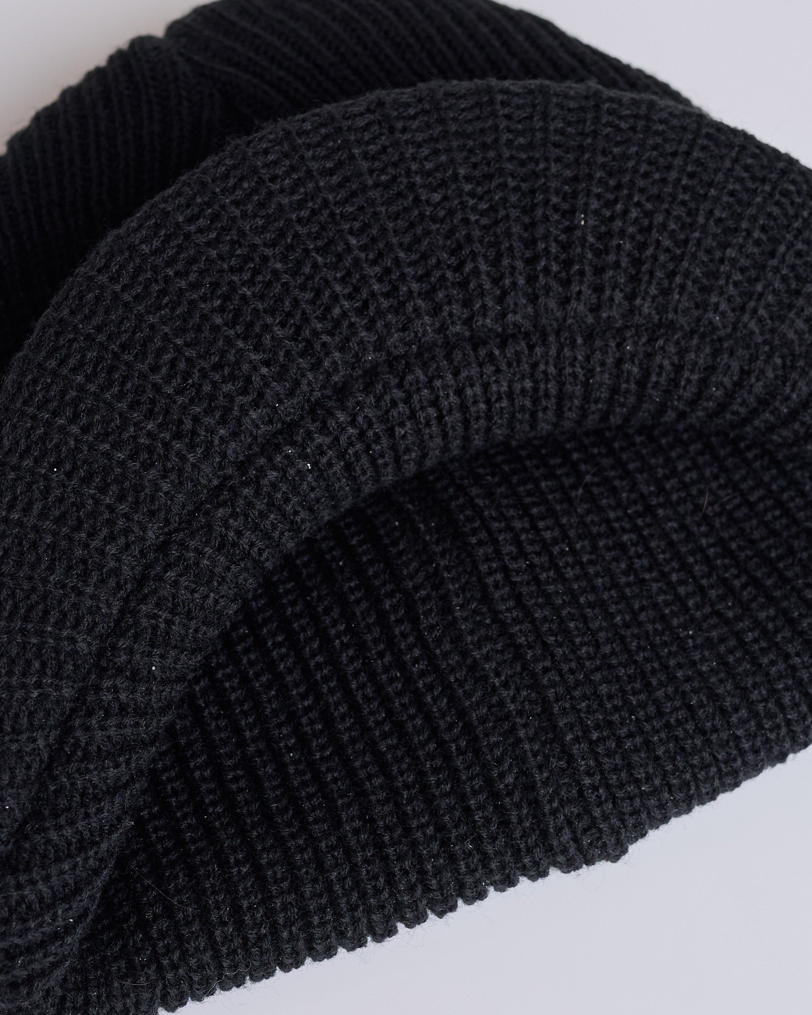 WTAPS GOR Acrylic Beanie Black – LESS 17