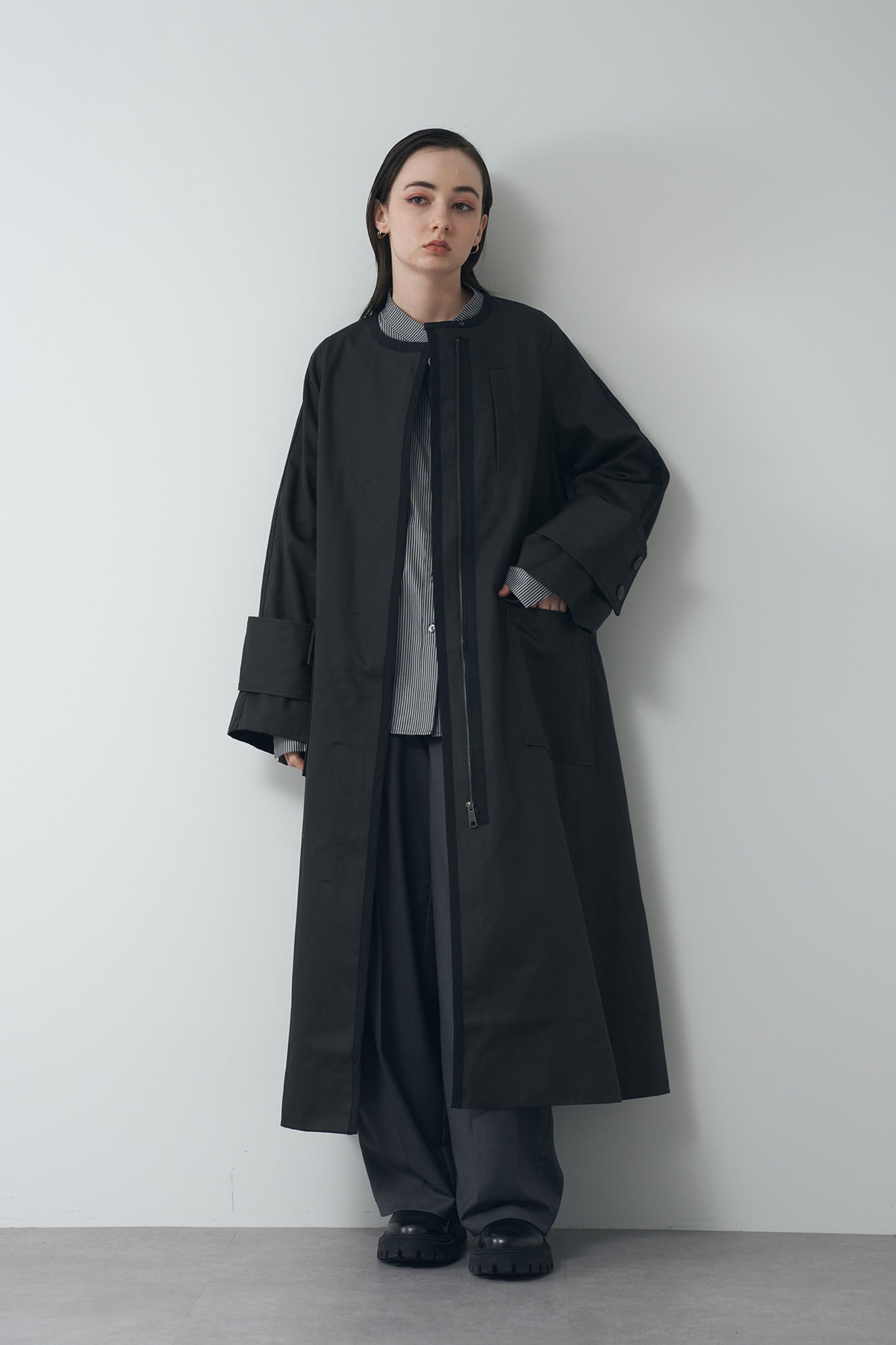 配色パイピングノーカラーコート