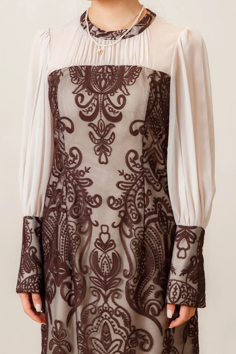 ダークブラウンのダマスク柄レースドレス | ANDRESD | S | 結婚式